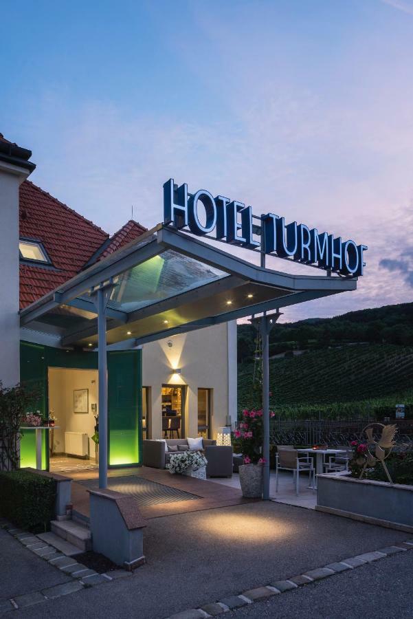 Hotel Turmhof Гумпольдскирхен Экстерьер фото
