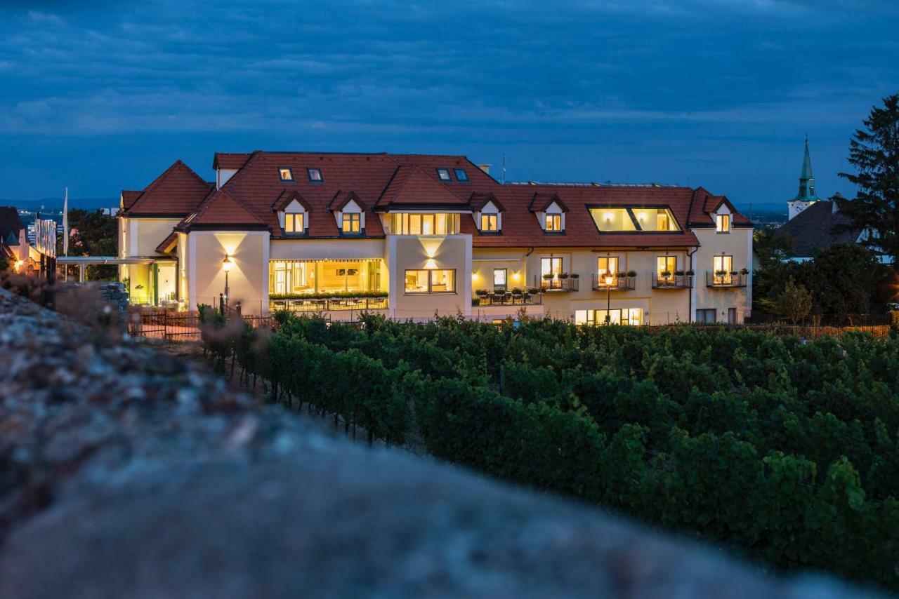 Hotel Turmhof Гумпольдскирхен Экстерьер фото